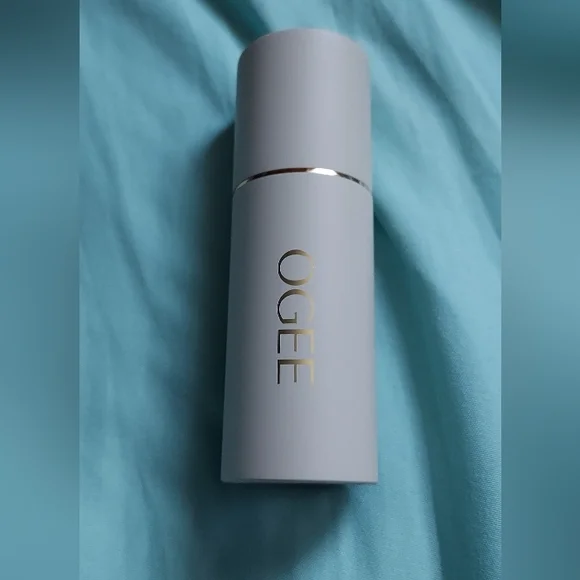 Ogee Sculpted Complexion Stick - Picture 4 of 4